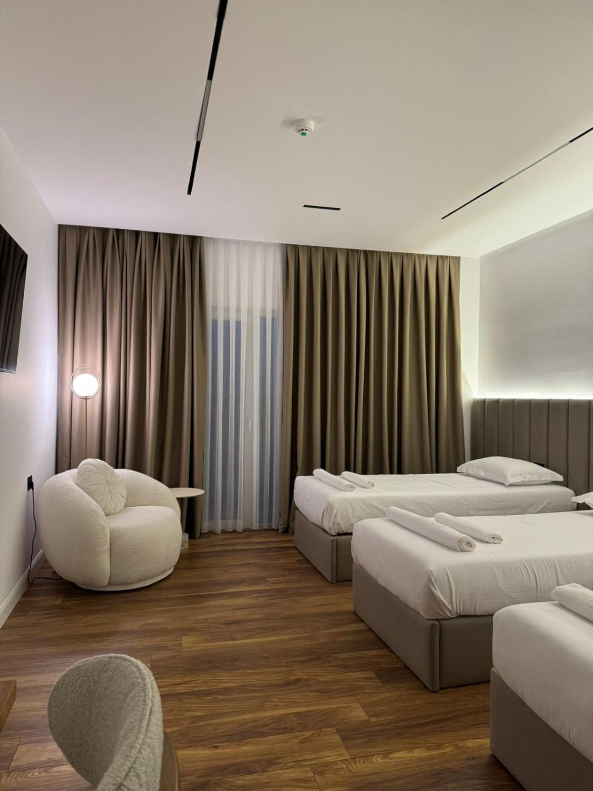 Hotel Jurgen Лежа Экстерьер фото